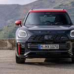 A legerősebb legnagyobb Mini: 300 lóerővel debütált a JCW Countryman