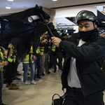 Ismét összecsaptak a tüntetők és a rendőrök Hongkongban