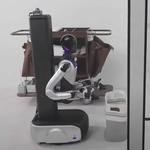 Porszívózik, WC-t takarít, pakol: itt új kínai robot, ami elveheti az ember munkáját – videó