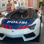 Lamborghiniket kaptak az indonéziai zsaruk - fotók