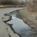 Akkora tócsát találtak egy mátrai úton, hogy egy halat is ki lehetett fogni belőle