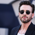 Chris Evans lett a világ legszexibb férfija