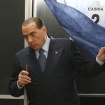 Kórházban ápolják, nem jelent meg a bíróságon Berlusconi