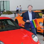 Színes 911-es sportkocsikkal készült a Porsche a német Pride-ra