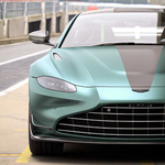 Az Aston Martin a közutakra szabadítja az idei F1-es biztonsági autóját