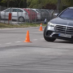 Az új Mercedes S-osztályt is megizzasztották a jávorszarvasteszten – videó