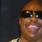 Összefogást kér Stevie Wonder