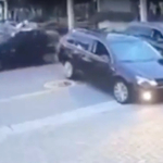 Instant karma: keménykedett a Volkswagen-sofőr, 5 másodperc alatt megbánta – videó