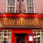 Eladó a legendás londoni Gay Hussar étterem