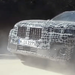 Kedvcsináló videón a sivatagban és hóban nyúzott BMW X7