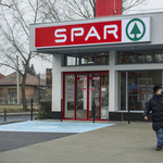 Egy szakszervezet szerint a Spar kivonulhat Magyarországról