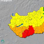 Piros riasztást adtak ki zivatarok miatt, véget ér a kánikula