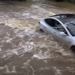 Egy Tesla nem motorcsónak, még ha néhány sofőr ezt máshogy is gondolja