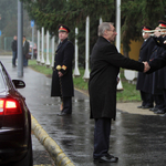 Bakondi György szerint össze akarják ugrasztani Pintér Sándorral