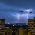 Tizennégy megyére adtak ki elsőfokú figyelmeztetést zivatarok miatt