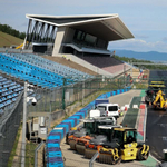 Új, tükörsima aszfaltot kapott a Hungaroring célegyenese
