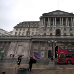 A Bank of England kész "habozás nélkül" módosítani kamatát