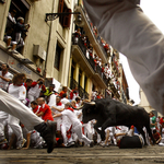 Féktelen bikafuttatás San Fermin ünnepén - Nagyítás-fotógaléria