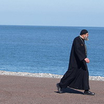 Felfújható templom a strandon