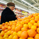 Hiába a béremelés, vadászni kell a boltosokra