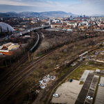 Habonyék cége miatt még nem vehette meg Budapest Rákosrendezőt