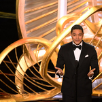 Senki nem tudta úgy széttrollkodni az Oscar-gálát, mint Trevor Noah