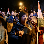 Videó a tüntetésről: „Magyarország nem egyenlő a Putyint támogató fideszes politikusokkal”