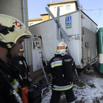 Teherautóval ütközött a ráckevei HÉV – képek