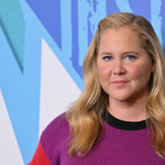 Amy Schumer elárulta, milyen betegségtől puffadt fel az arca