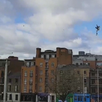 Videó: Jetpackkel repkedett egy ember Dublin felett