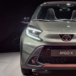 Beültünk a legkisebb Toyota szabadidő-autóba, az új Aygo X-be