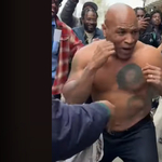 Félmeztelenül „boxolt” egy New York-i utcán Mike Tyson – videó