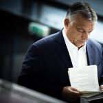 Ezt olvassa Orbán Viktor idén nyáron