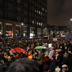 "A kultúra nem a politikusoké" Ezrek tüntettek a színházak szabadságáért – percről percre