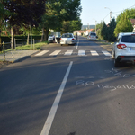 Három gyereket ütött el a zebrán egy sofőr, mikor kikerülte az autót, ami megállt előttük