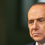 Balesetet szenvedett Silvio Berlusconi