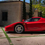 Egy Ferrari Enzo megdöntötte az eddigi online aukciós árrekordot