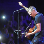 Budapesten koncertezik Bryan Adams