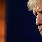 Érik a vég Boris Johnson számára? Távozott a brit kormány két kulcsminisztere