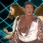 Nincsenek szavak: David Hasselhoff is feltűnik a retródiszkós klipben