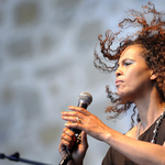 Budapesten lép fel Neneh Cherry