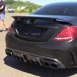 Videó: A nyugalom megzavarására igen alkalmas egy ilyen 800 lóerős Brabus C63 S