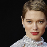 Léa Seydoux hol megbabonáz, hol porrá aláz