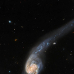 Csillaghíd köt össze két galaxist, gyönyörű fotót készített róla a Hubble