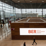 Sztrájk miatt leállt a berlini repülőtér, budapesti járatokat is töröltek