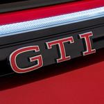 Megérkezett a teljesen új VW Golf GTI