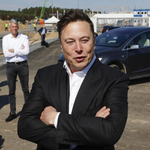 Hajnalig tartó fesztivállal ünnepli Elon Musk, hogy végre elkészülhet a berlini Tesla-gyár