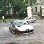 Még mindig lapátolják a sarat Egerben