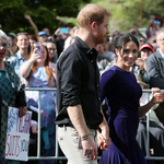 Órákon át állt egy mentőautó Meghan Markle otthona mellett, nagy volt az izgalom