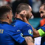 Bonucci meggyőzné Chiellinit, hogy a világbajnokságig folytassa